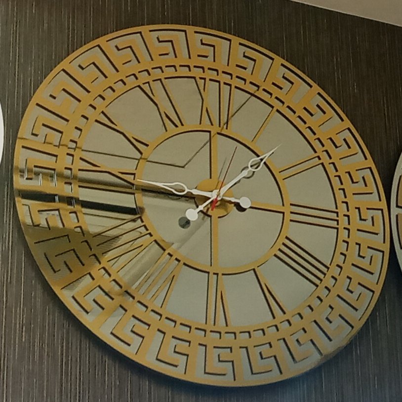 ساعت دیواری آینه‌ای طرح ورساج 3