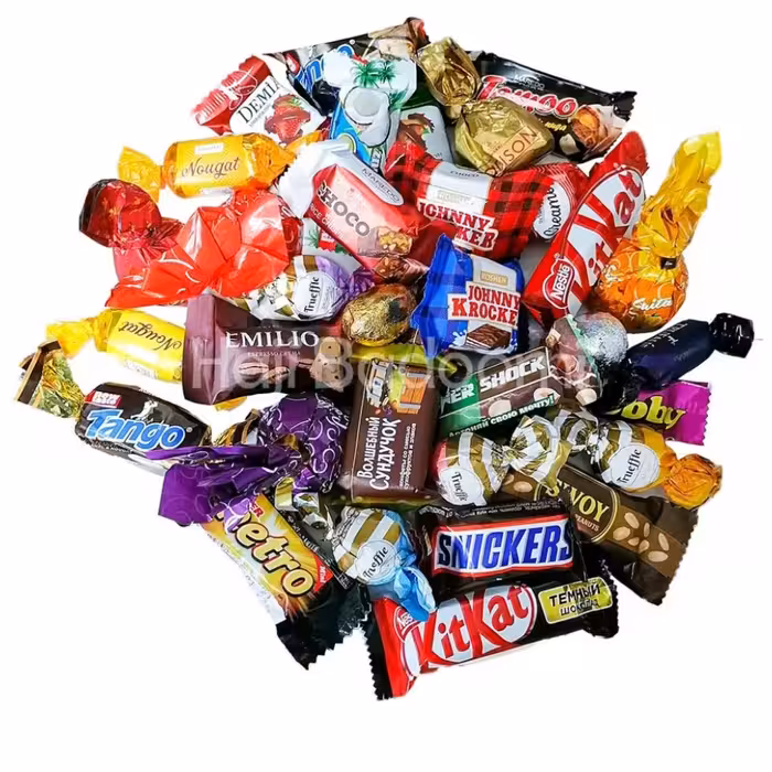 شکلات خارجی میکس سفارشی  نیم کیلویی