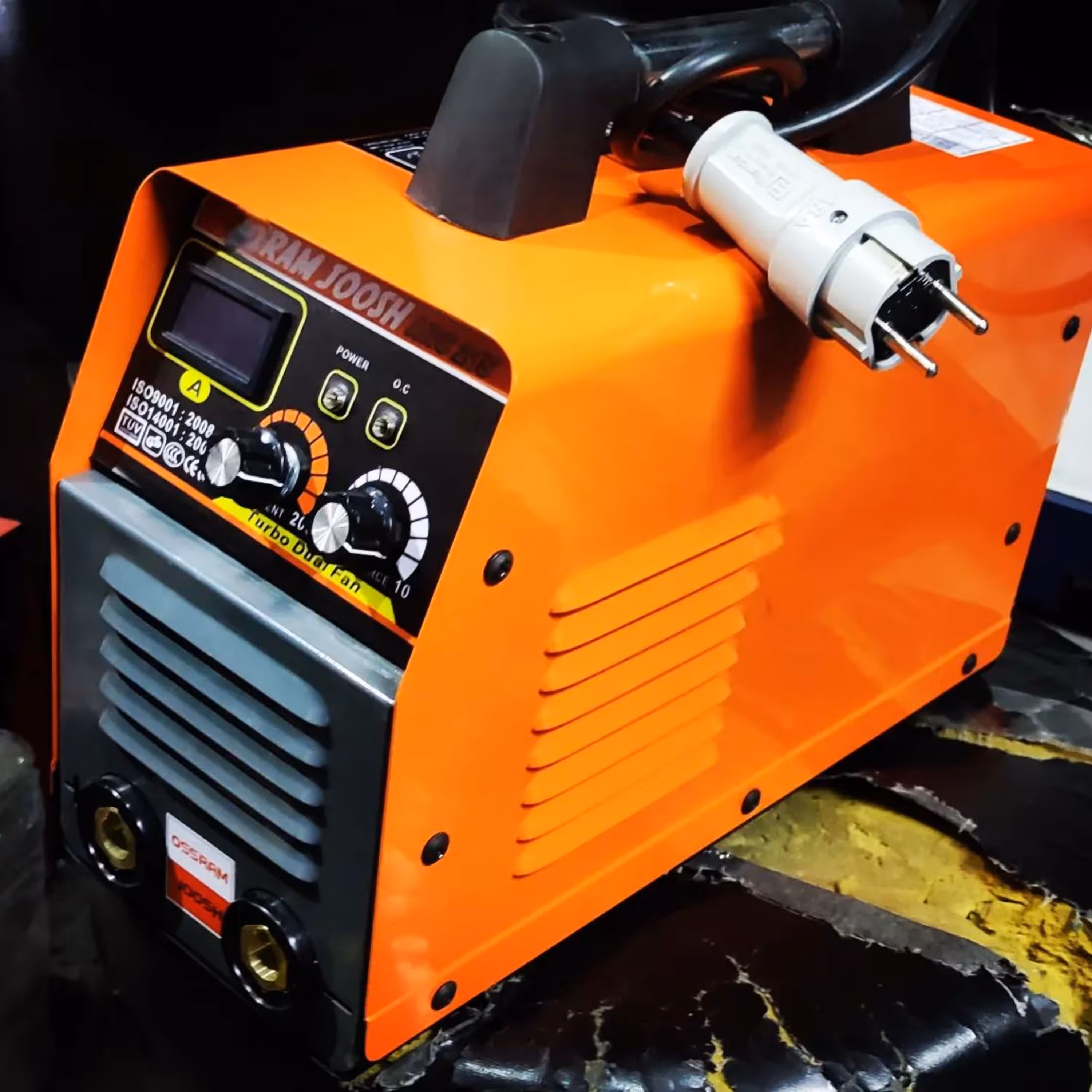 اینورتر جوشکاری 215 آمپر - شش خازن با تغذیه 24