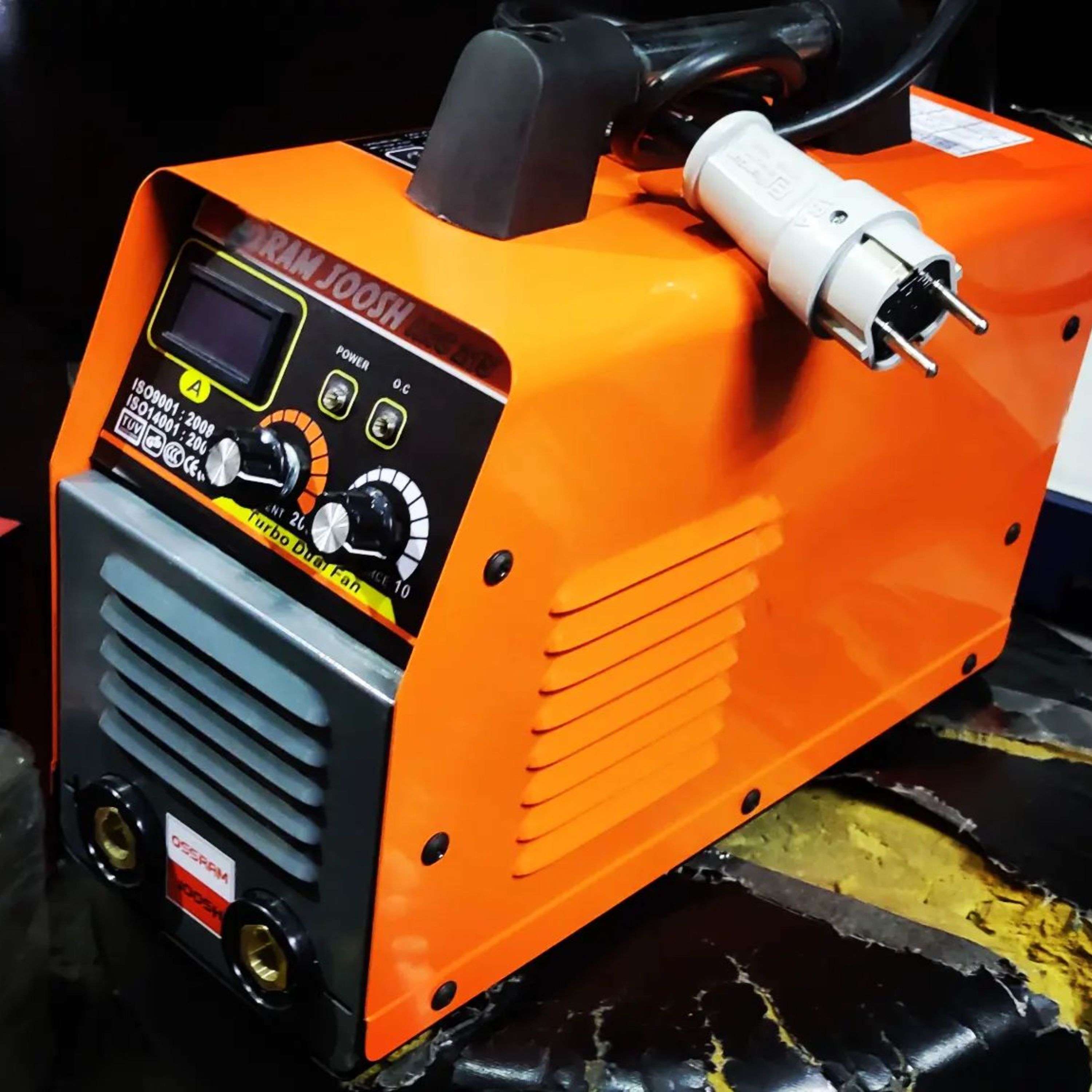 اینورتر جوشکاری 215 آمپر - شش خازن با تغذیه 24