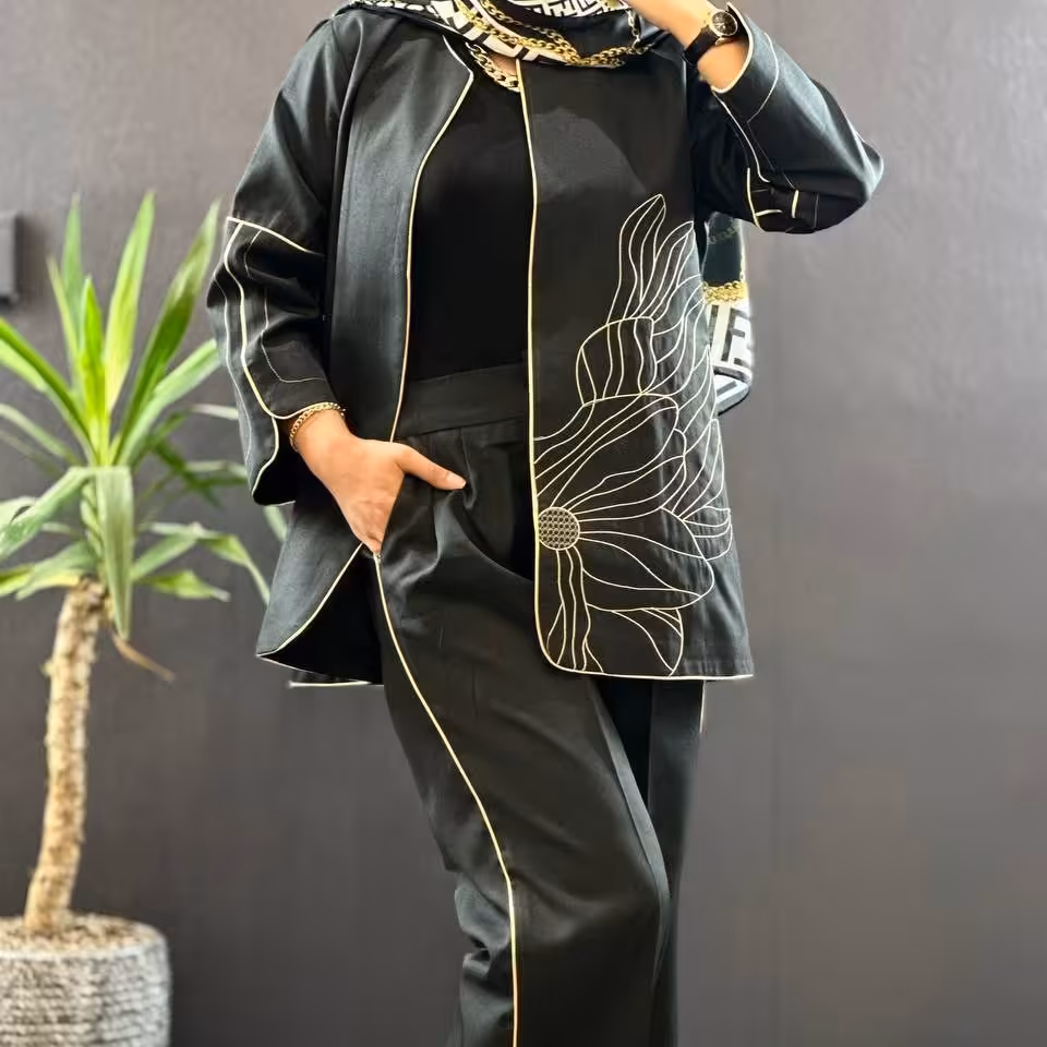 کت و شلوار شقایق