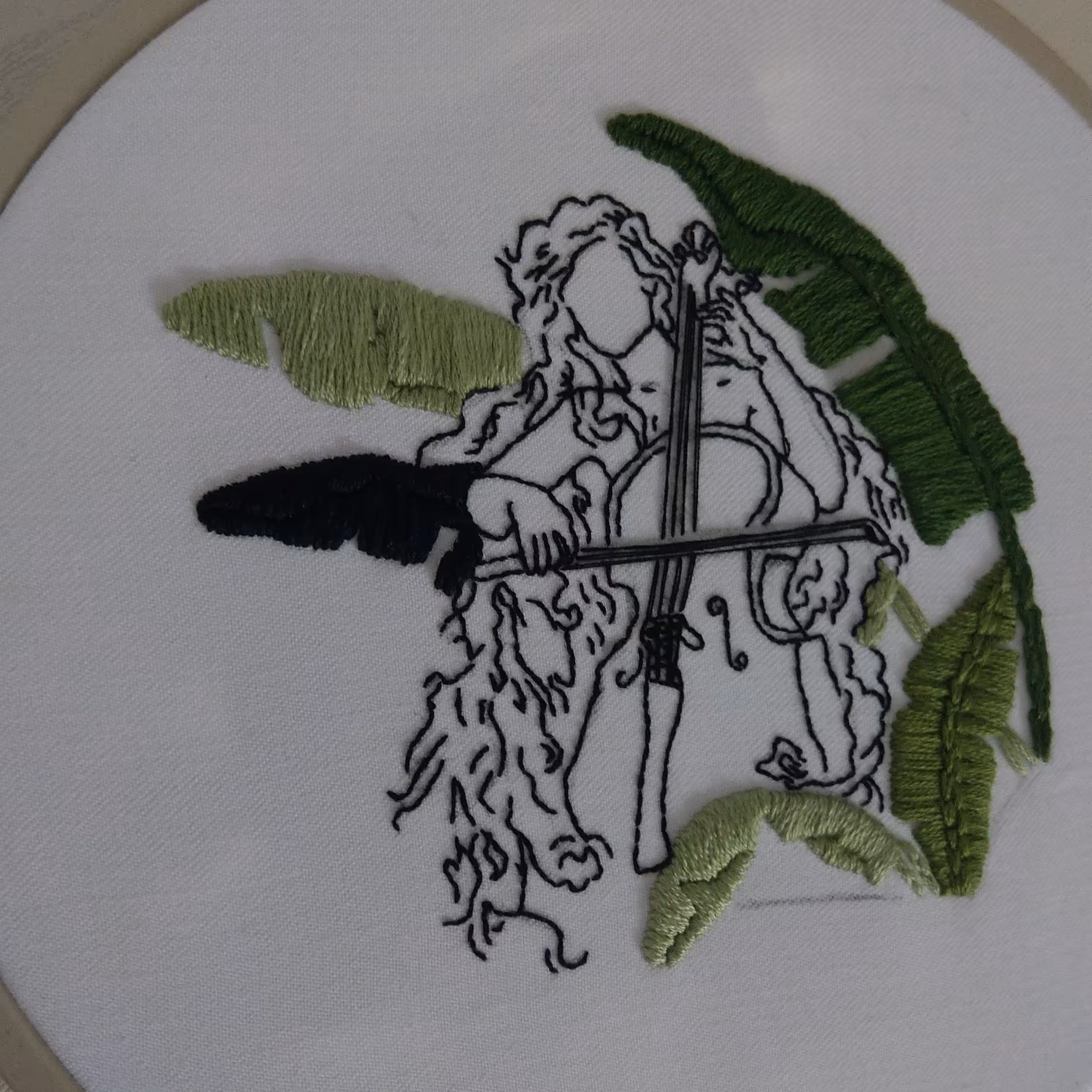 تابلو گلدوزی برجسته ویالون