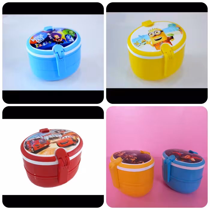 ظرف غذا سه طبقه بیضی طرح دار همراه با قاشق و چنگال قفل دار مارک کارا جنس عالی 