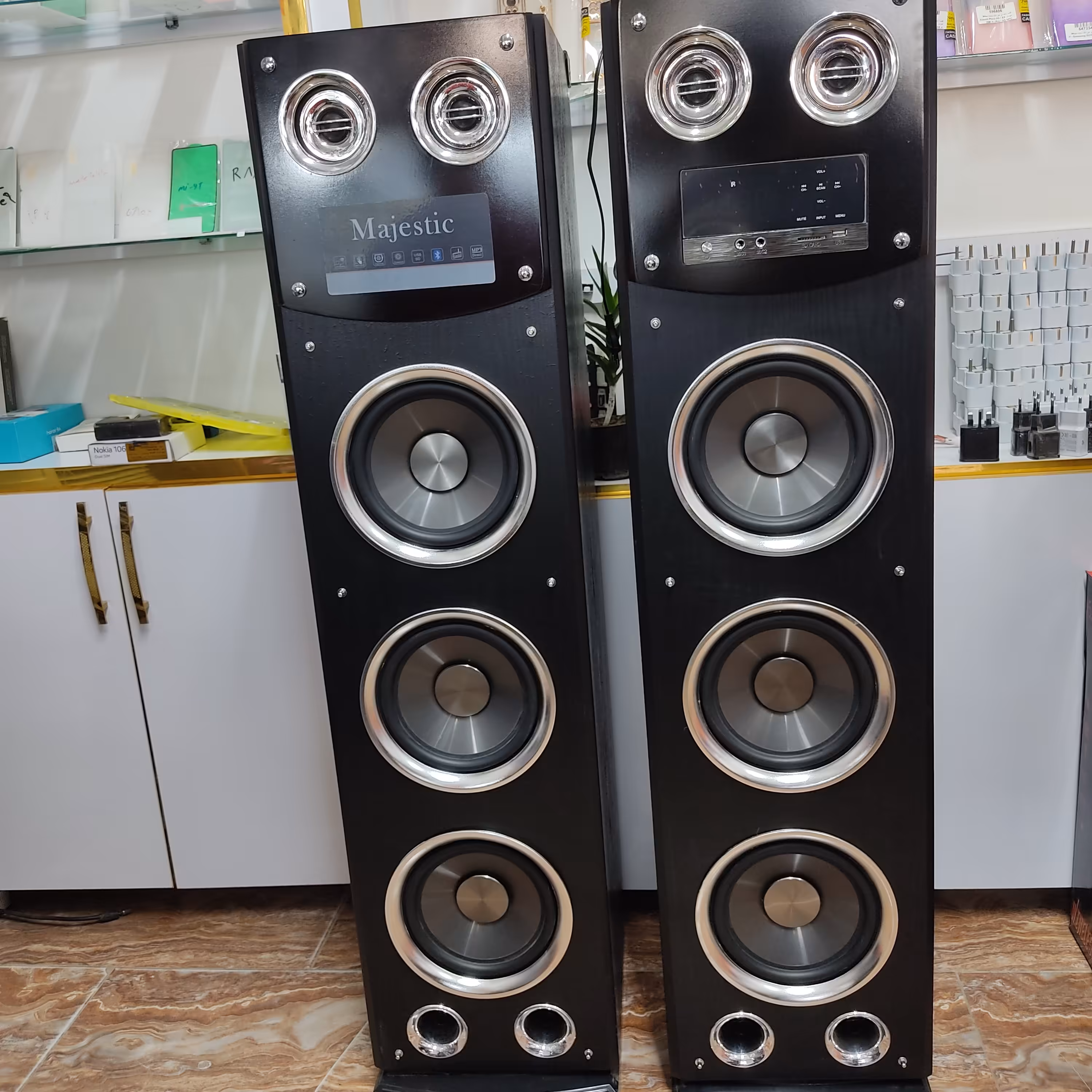 اسپیکرmajesticایستاده شش ساب کیفیت عالی میکروفون دار