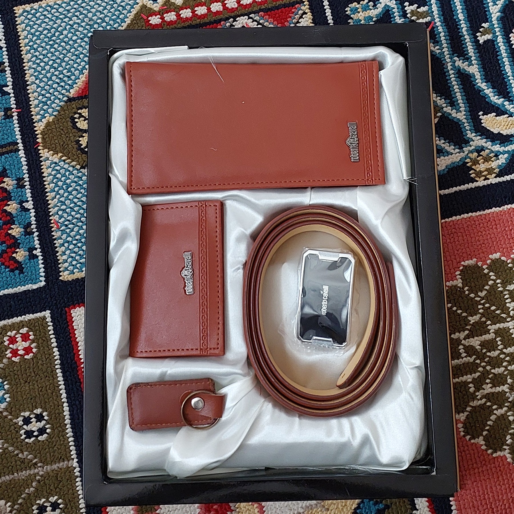 ست کیف چرم مصنوعی 4 تیکه در سه رنگ قهوه ای روشن مشکی و قهوه ای سوخته
