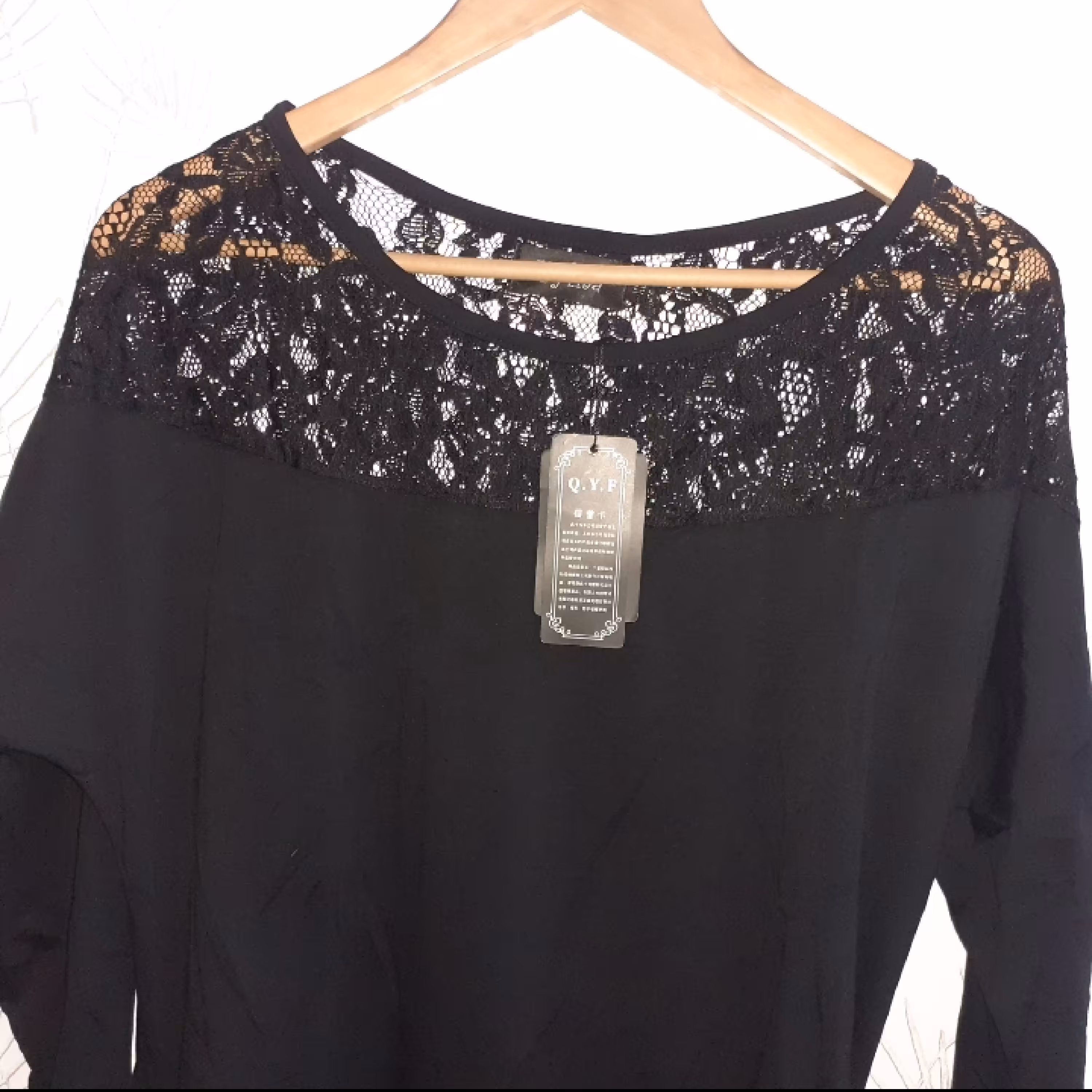 شومیز گیپور و نخپنبه تـــــرک سایز38تا44 ارسال رایگان ارسال رایگان ارسال رایگان 