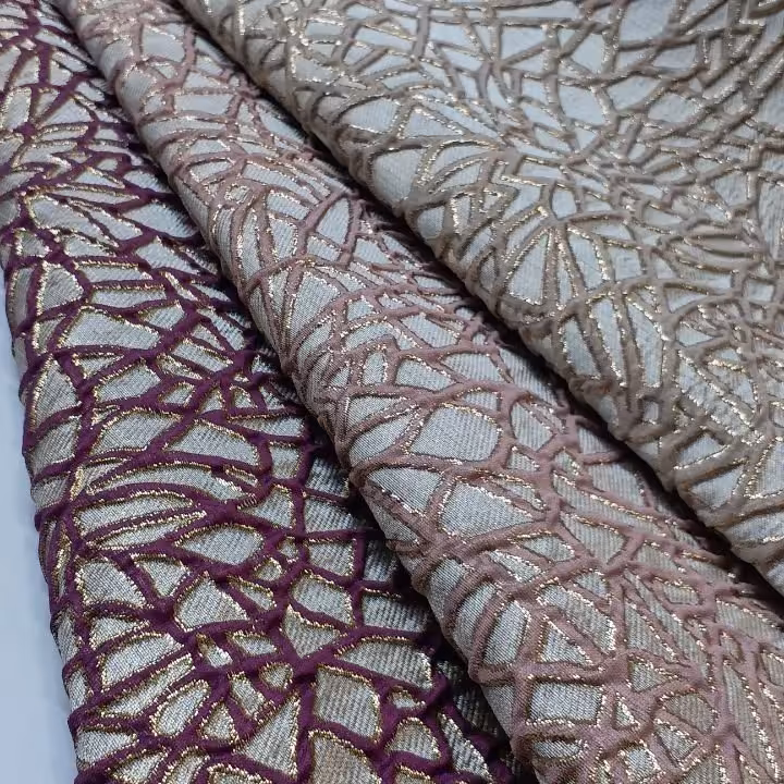 پارچه ژاکارد طرحدار ، هر متر از 180 هزار تومن تا 380 هزار تومن