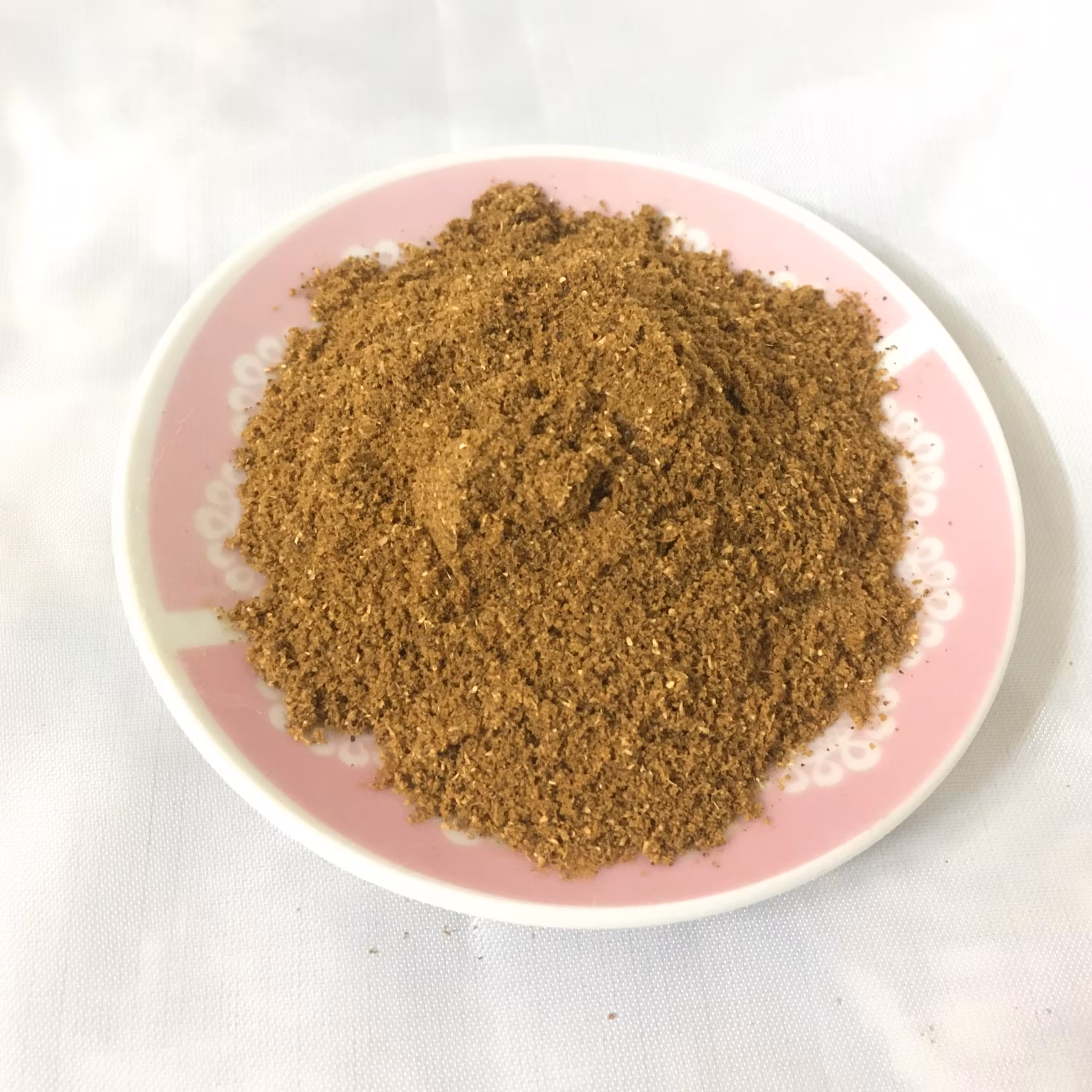 ادویه مخصوص ماهی بسته 100گرمی