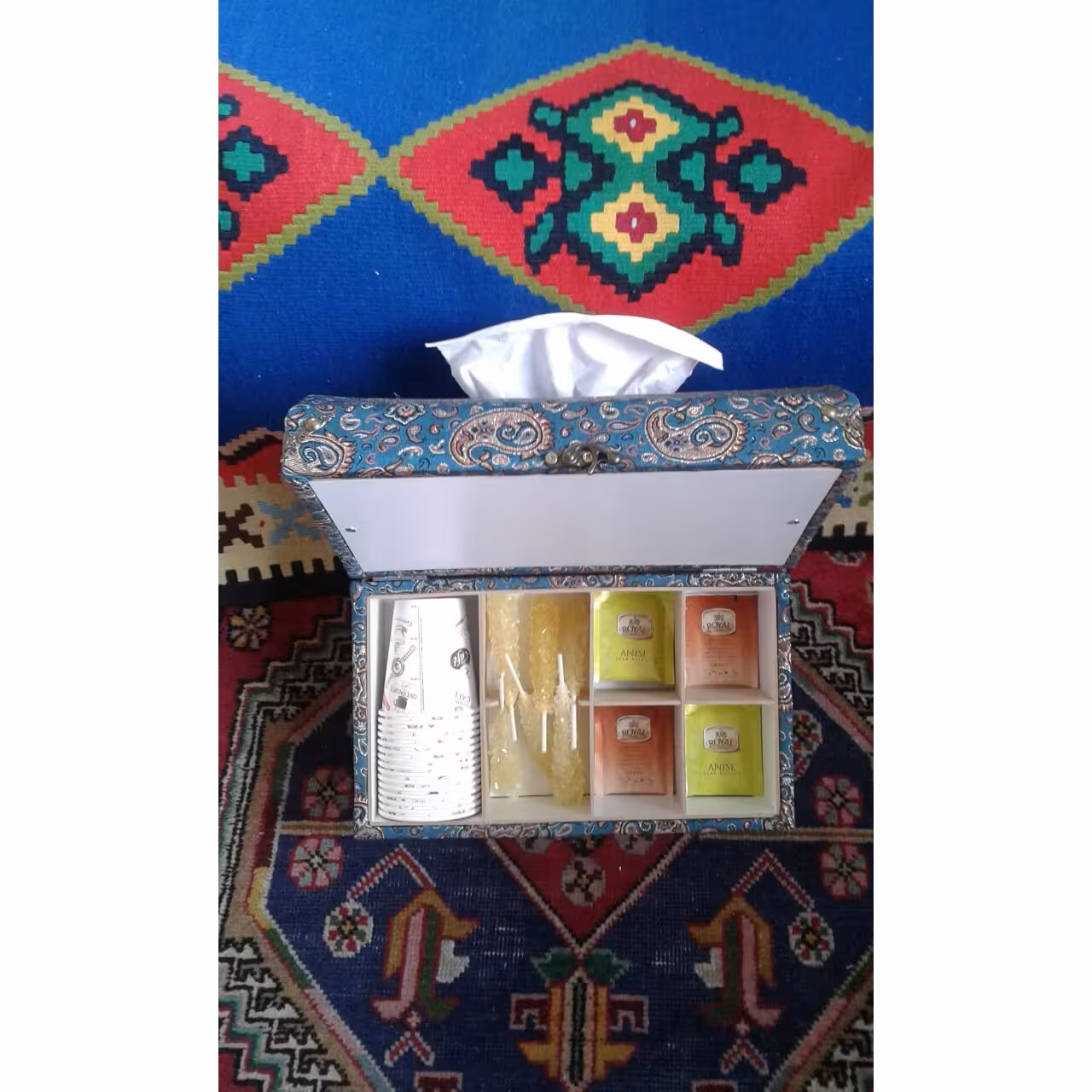 صندوقچه تی بگ ودستمال کاغذی