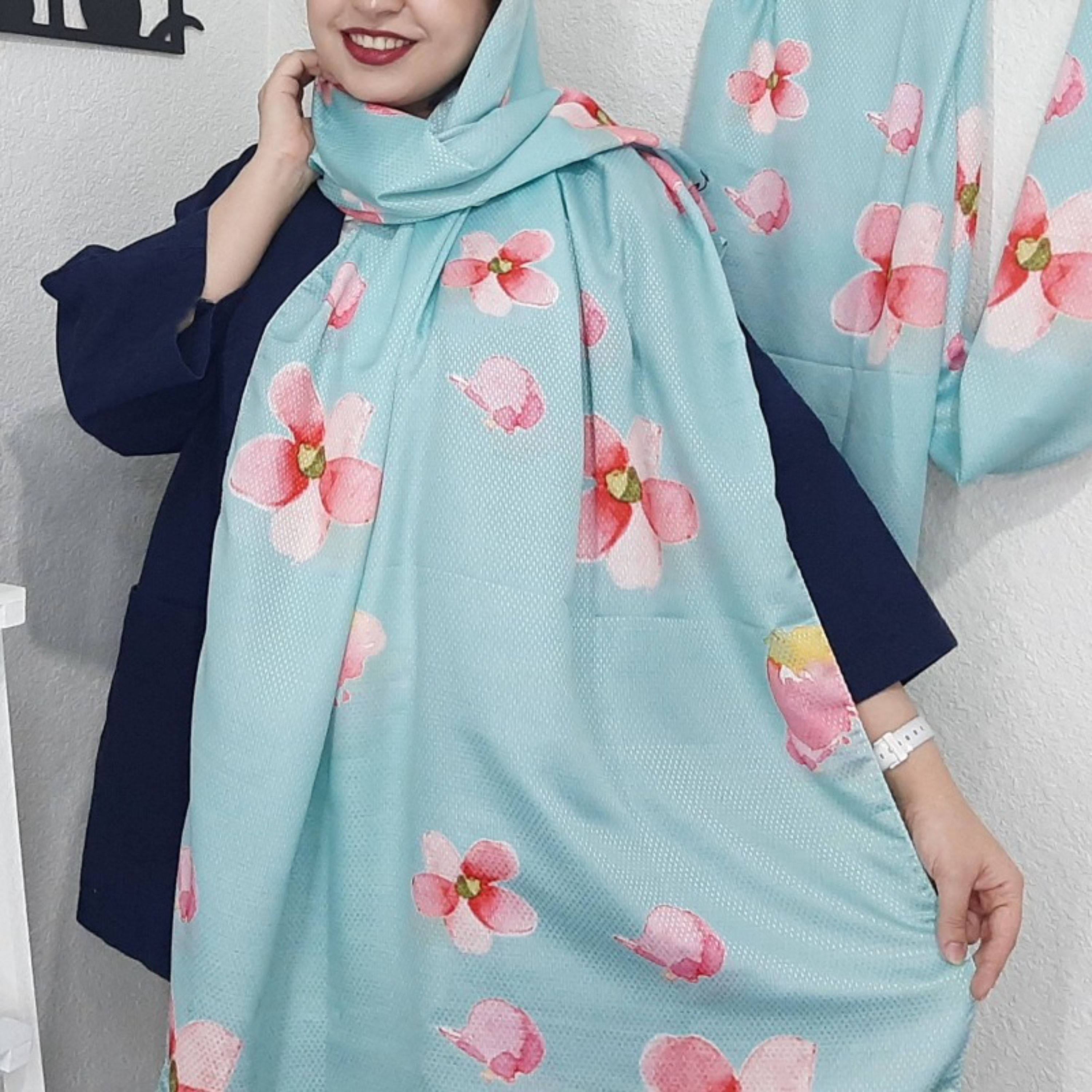 شال طرحدار نخی  گلدار قواره 2 در 70 کد 5