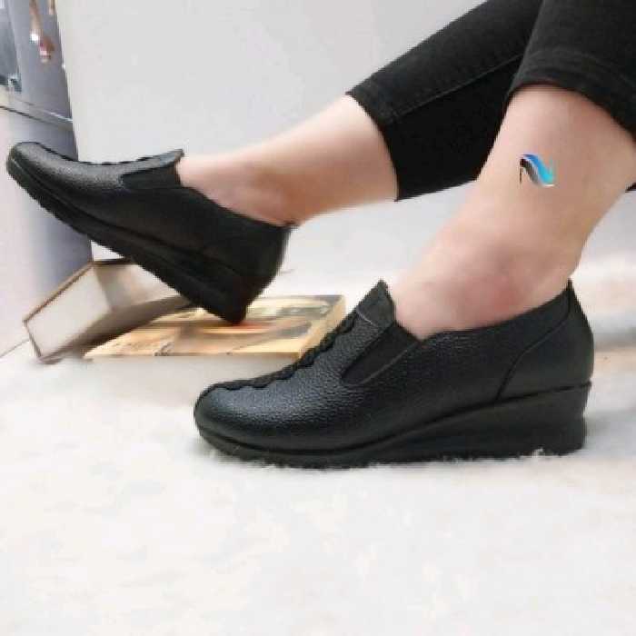 کفش طبی زنانه