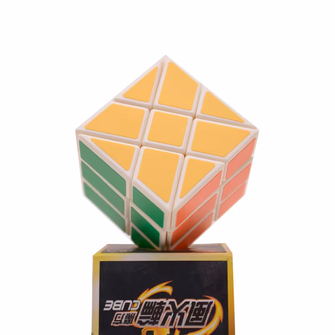 بازی فکری مکعب روبیک طرح اسکوار 