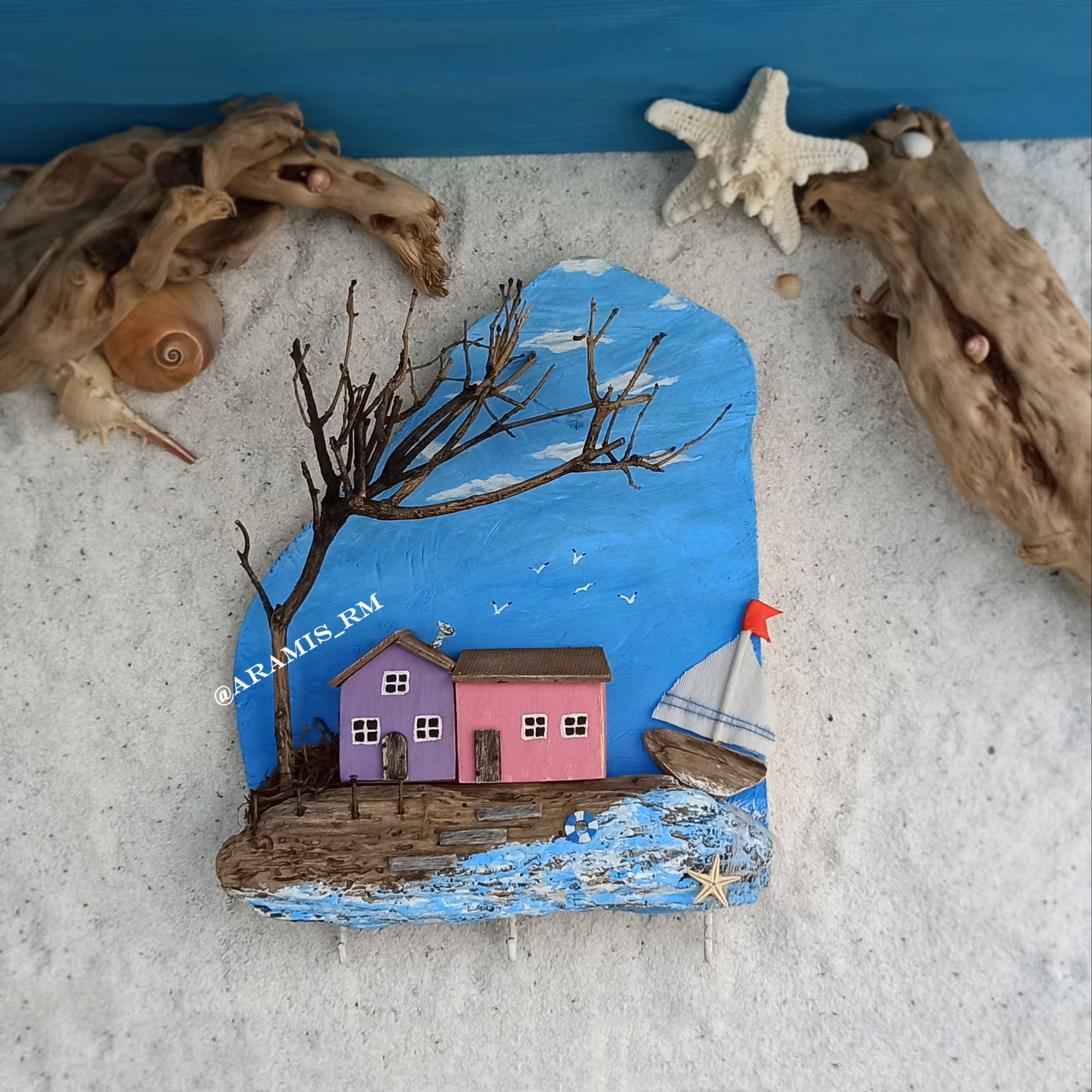 جاکلیدی دیواری کلبه های ساحلی