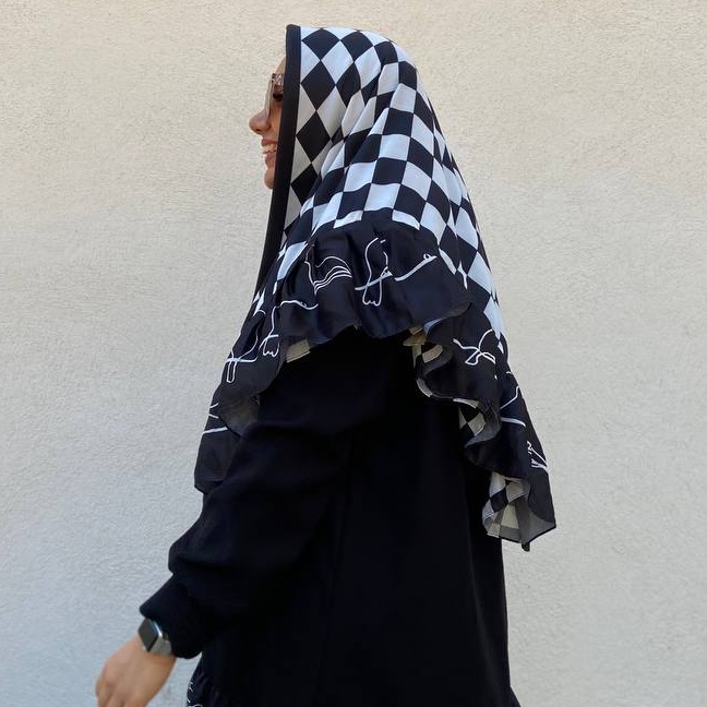 روسری چیندار نخی شطرنجی جنس مجلسی نخی کجراه