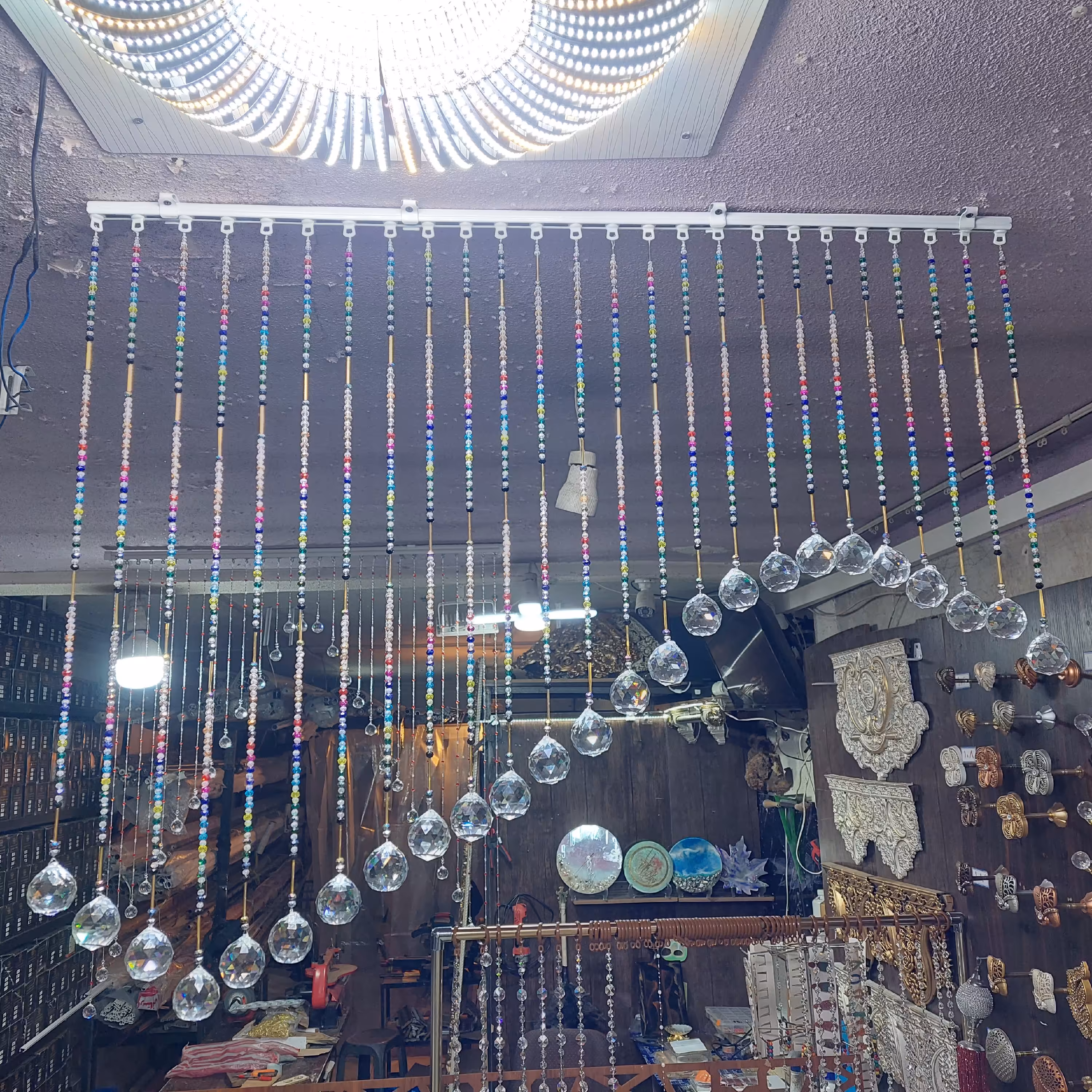 پرده شرشره کریستال سنگی بافت ترکیبی در رنگ و طرح های متنوع