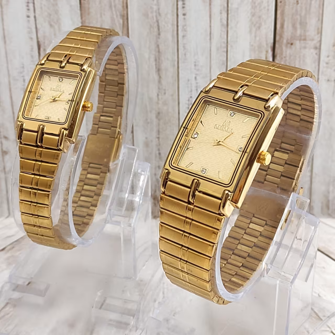  ساعت ست  مما MEMA طلایی
*جنس بدنه : استیل رنگ ثابت
*