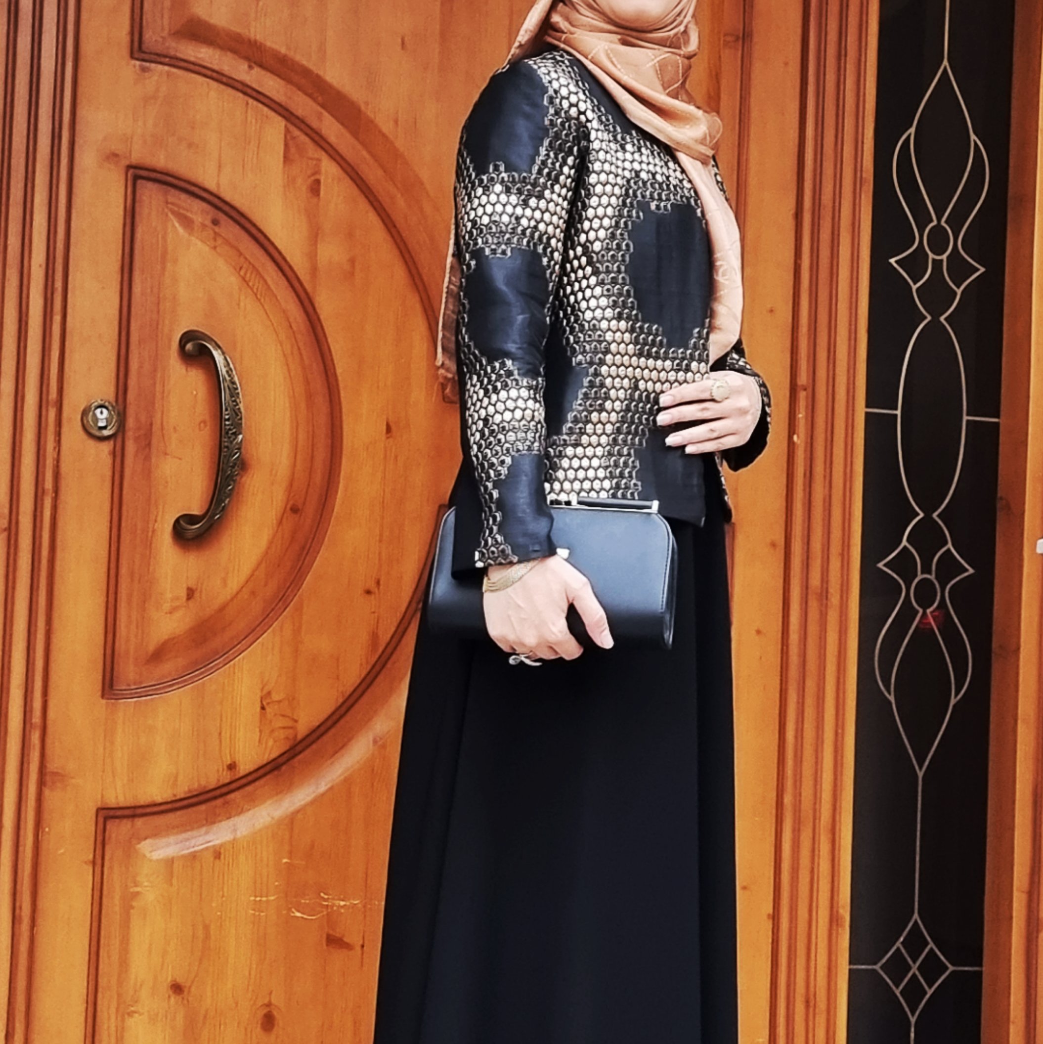 کت و دامن اطلس