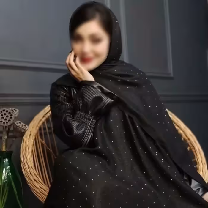 شال مشکی نگینی جنس وال اسلپ دور دوخت منگوله دار   قواره 75 در 190 برای محرم ارسال رایگان