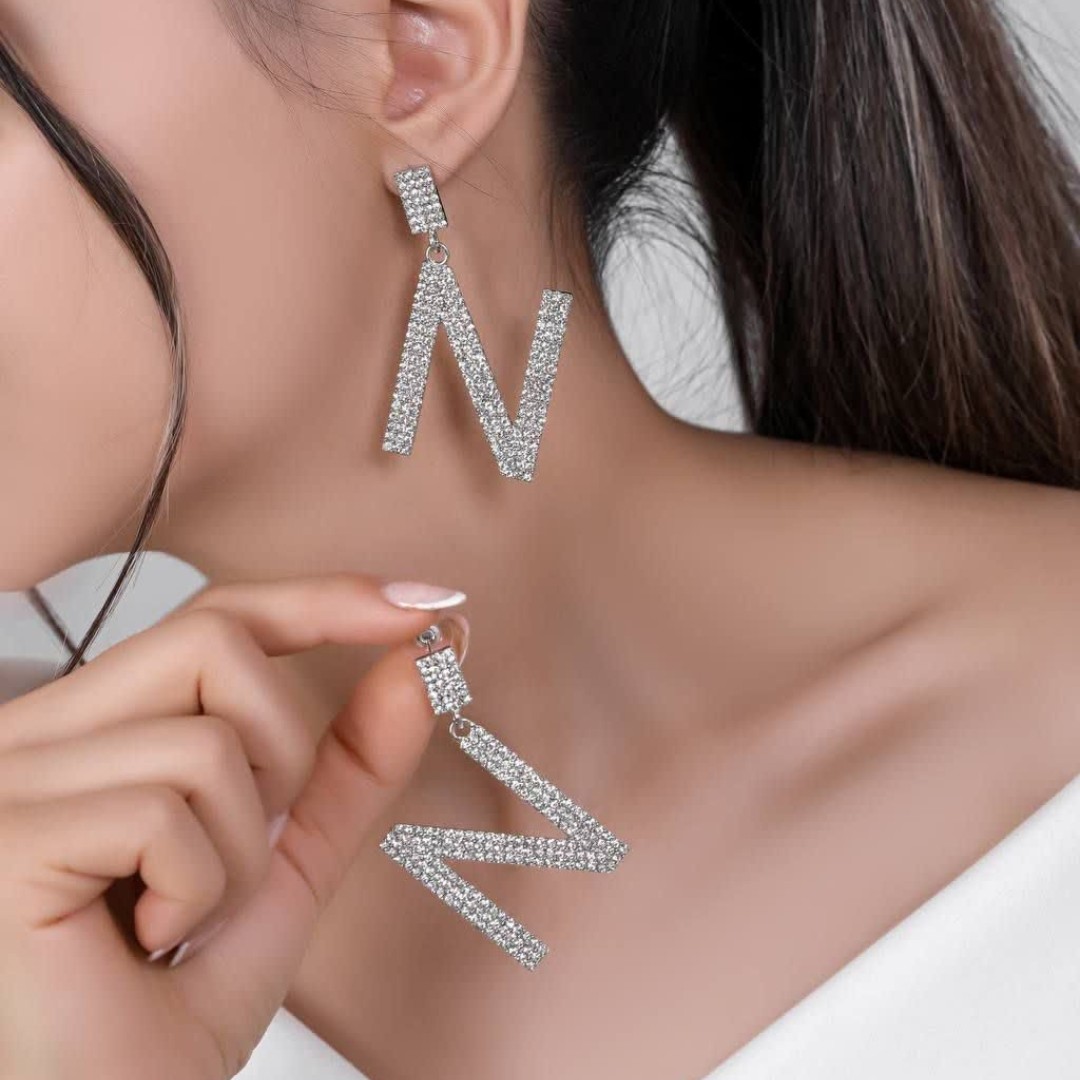 گوشواره حروف انگلیسی Nکد10782 تمام نگین.کیفیت عالی.رنگ ثابت.ضدحساسیت