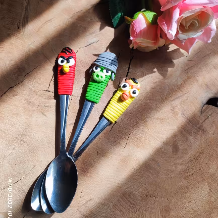 قاشق فانتزی انگری برد (قیمت برای سه عدد)