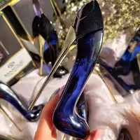 عطر گود گرل 