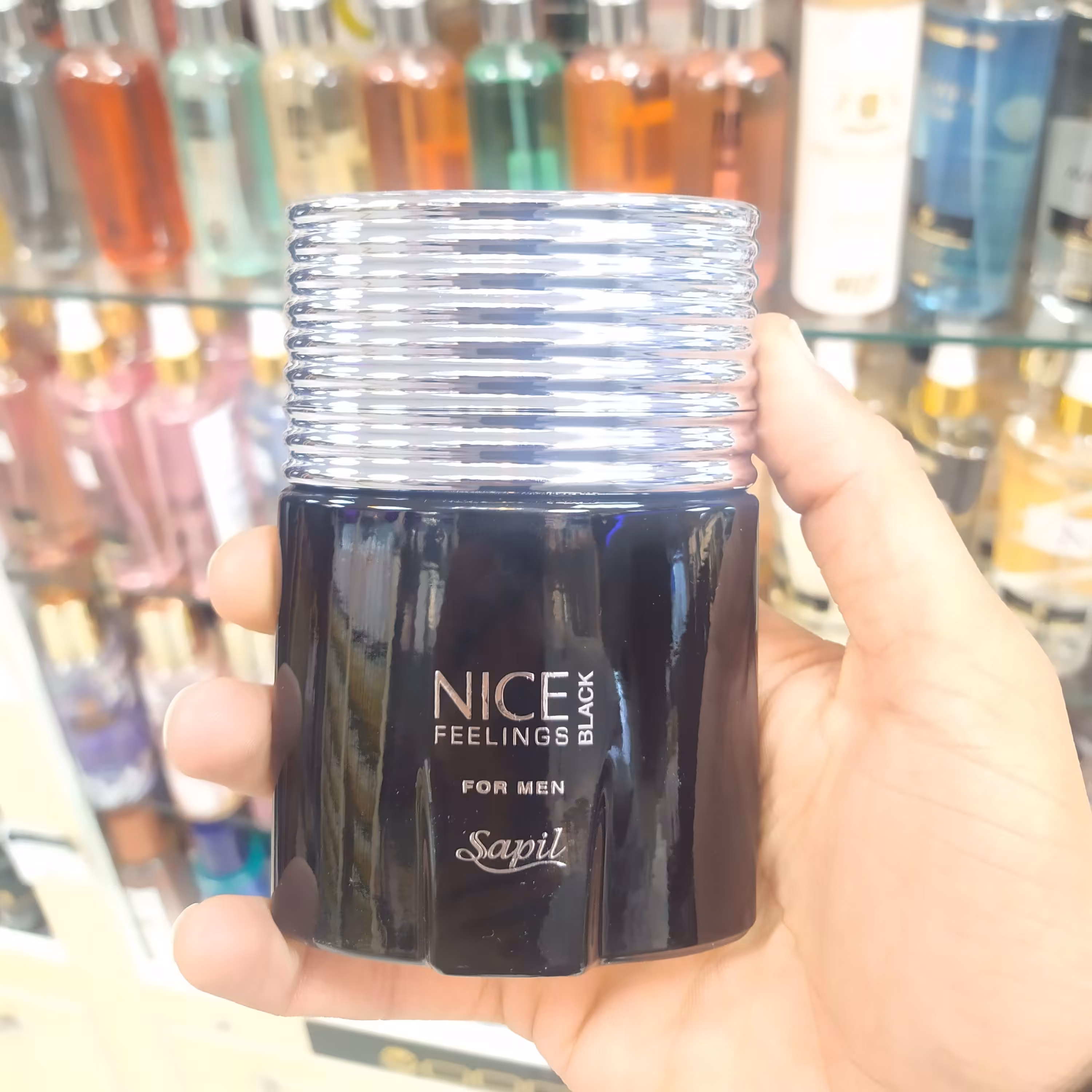 ادکلن نایس مشکی سپیل