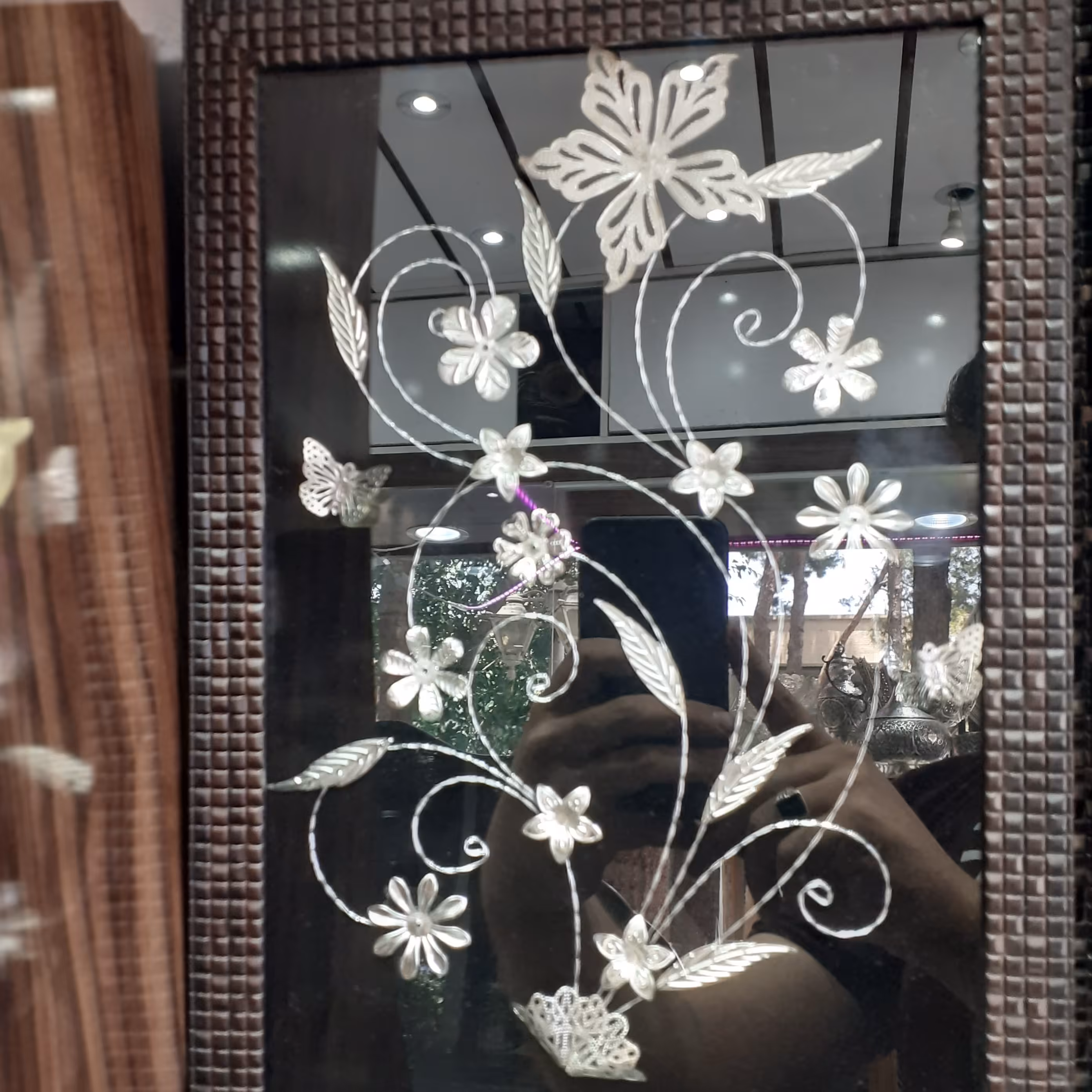 قاب گل نقره ایی نقره نما در ابعاد مختلف به سفارش مشتری  مناسب هدیه وکادویی