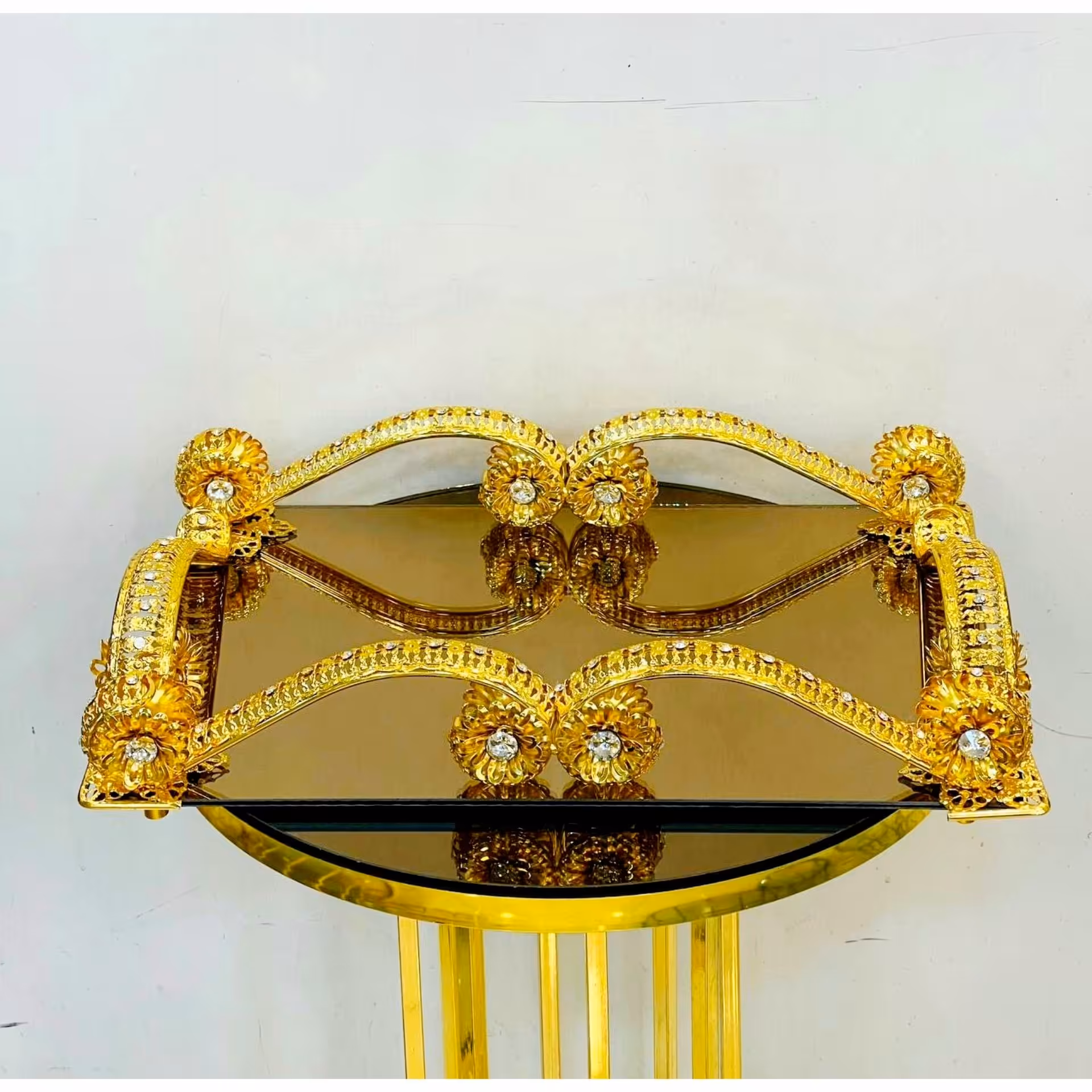 سینی آینه ای طلایی نگین دار  رنگ ثابت 