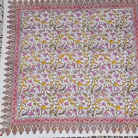 سفره ورومیزی قلمکاری 4نفره سنتی طرح انگوری صورتی رنگ