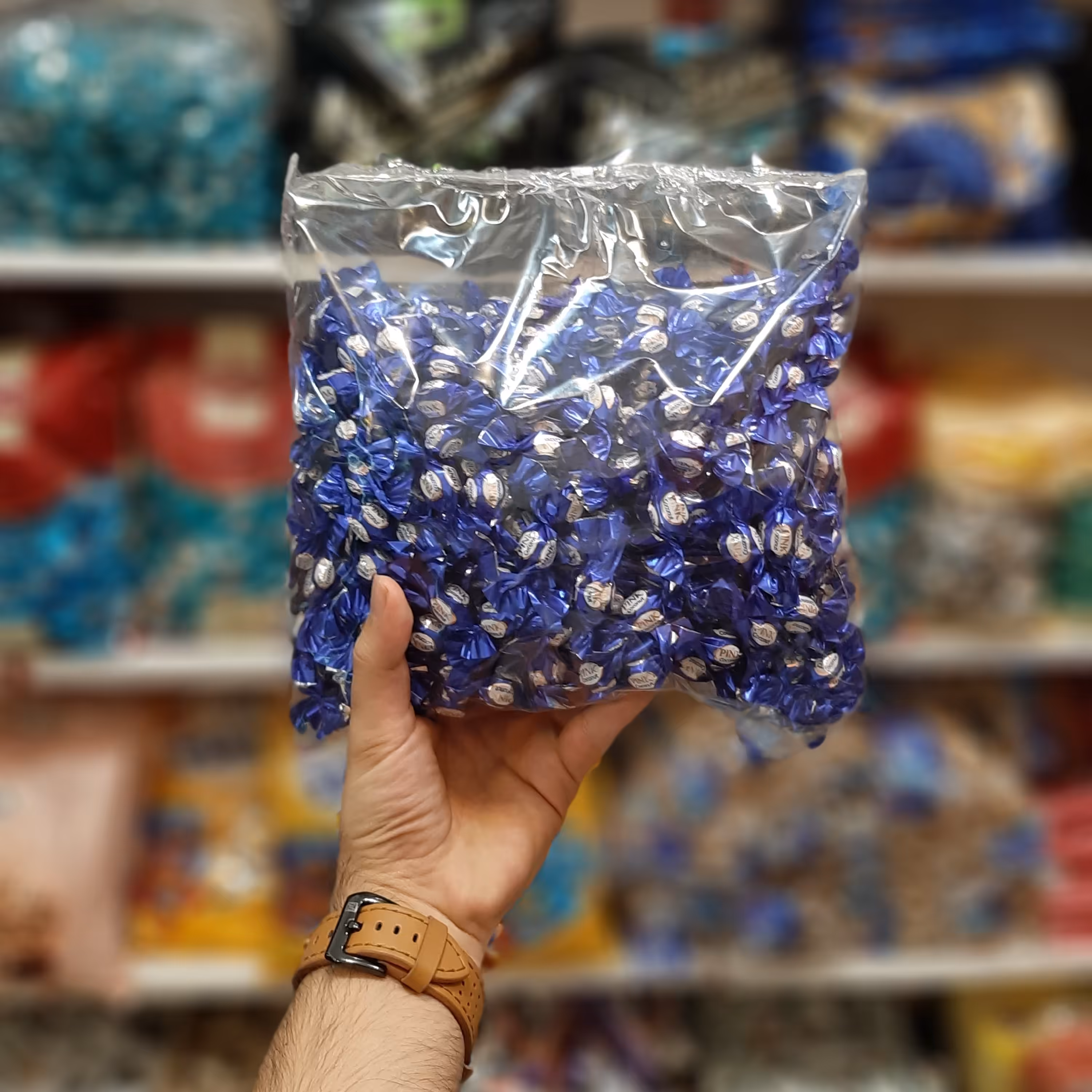 شکلات ترافل نارگیلی پینک روسی اورجینال Pink خارجی یک کیلویی سه طعم موجود