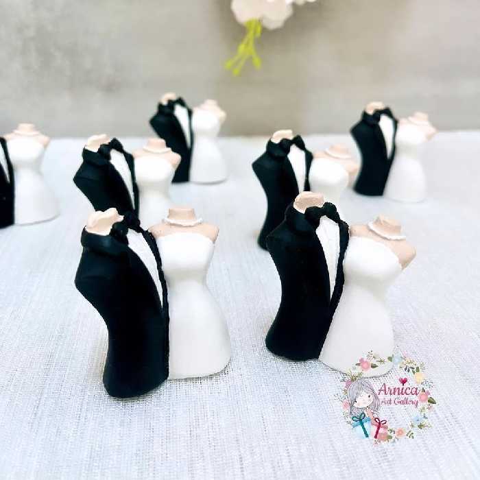 یادبود عروس و داماد، شگون ، گیفت