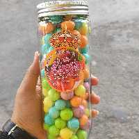 دراژه مغزدار با سفید با مغز نخودچی