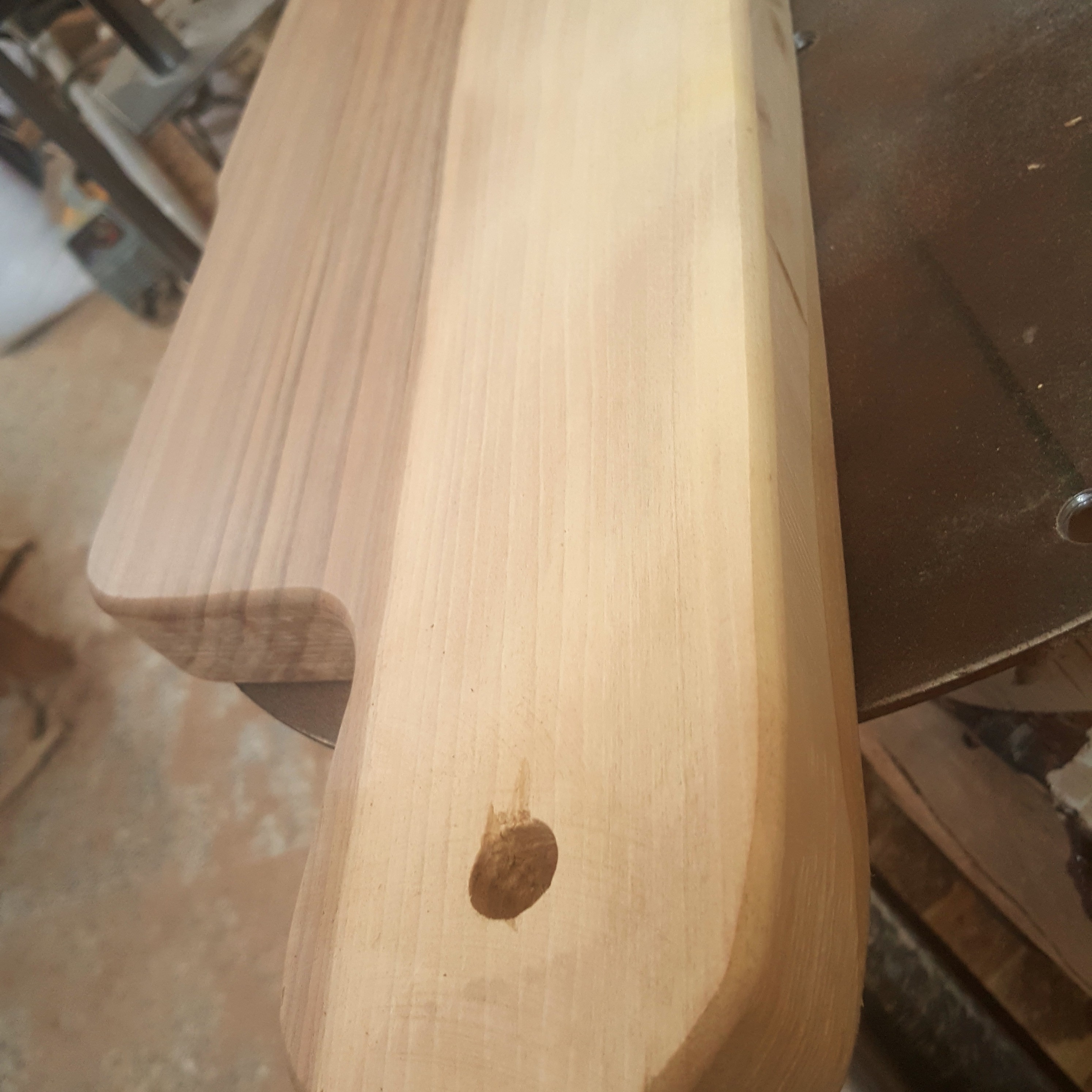 تخته گوشت تخته سبزی  گردو قطر 4 طول 59 عرض 23