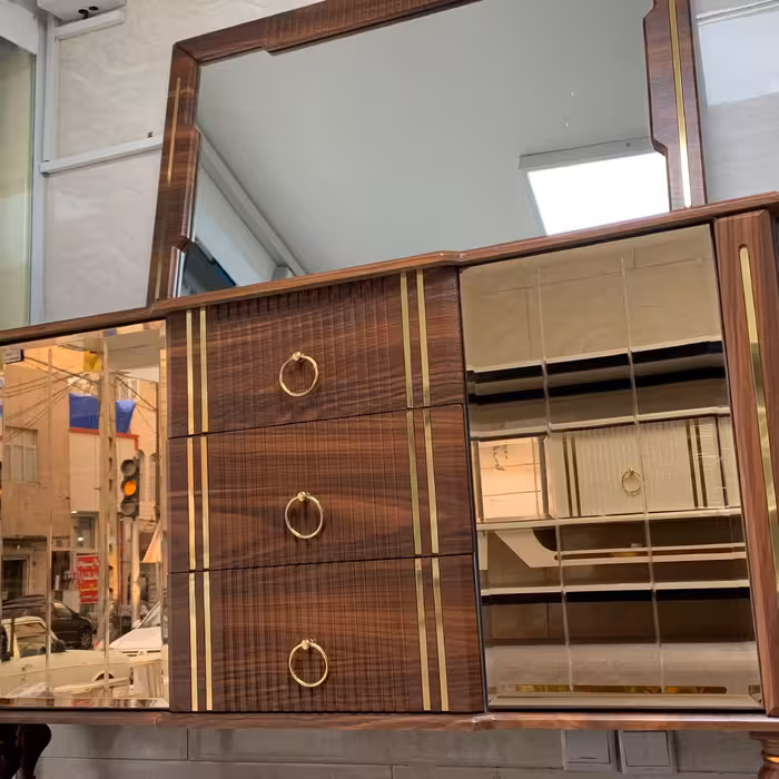 کنسول با آینه 