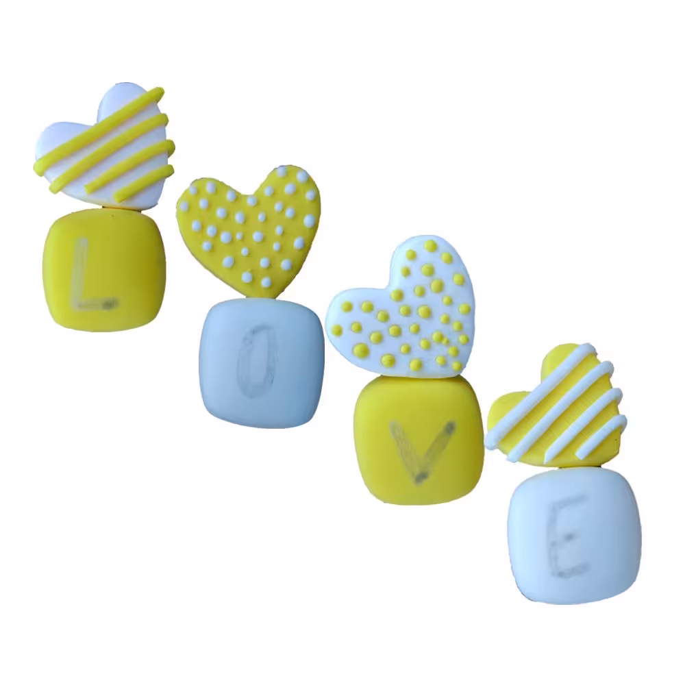 مگنت یخچال قلب و مکعب ( love ) کد MK118 مجموعه 4 عددی - رنگ زرد و سفید