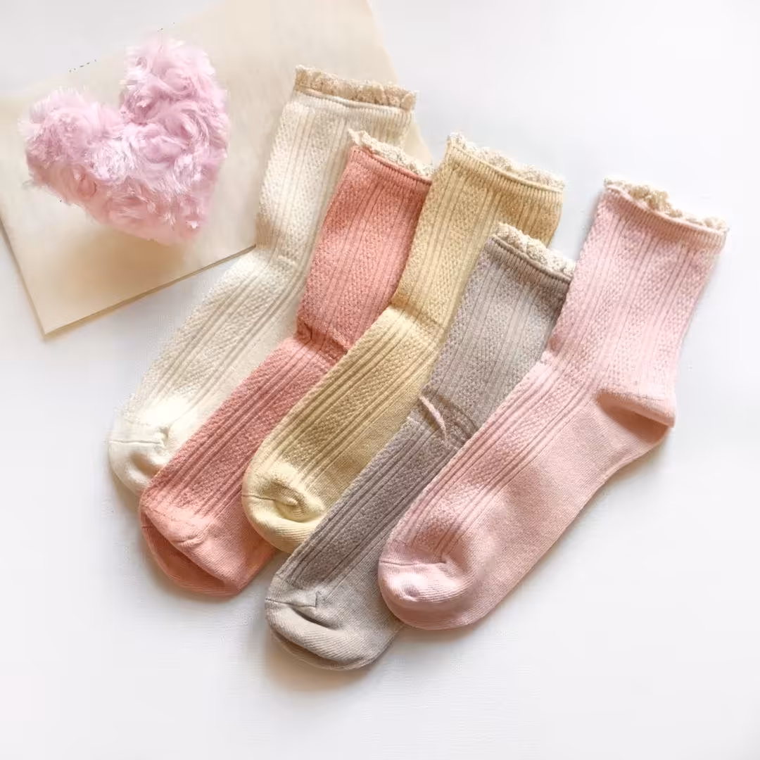 جوراب کبریتی ساقدار لب گیپوری رنگای پاستیلی وارداتی اریجینال فری سایز از 36 تا 41 