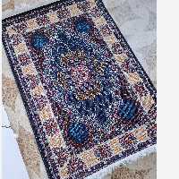 قالیچه گلیم فرش ماشینی کاشان طرح چکاوک سرمه ای(1،5در1)متری(هزینه ارسال باخریداروپس کرایه میباشد)
