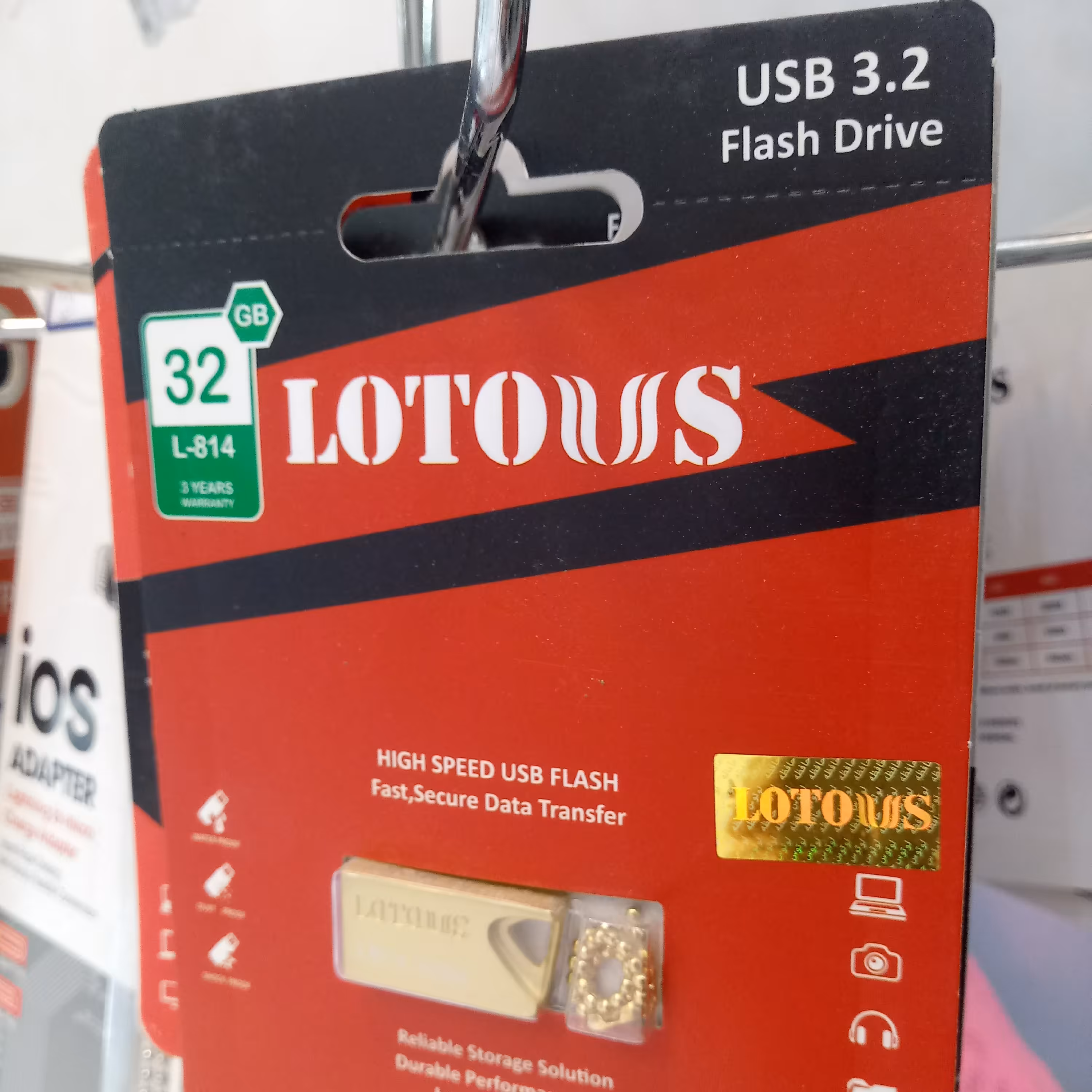 فلش لوتوس 32 گیگ نسخه 3.2