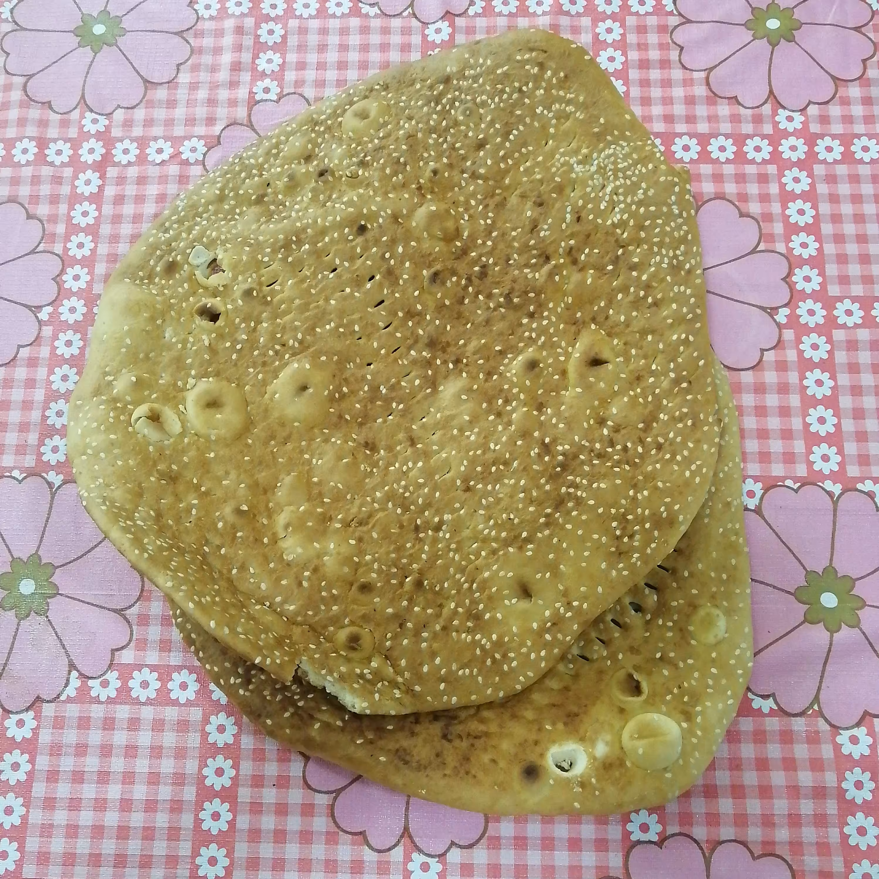 نان قاق سنتی مشهد 