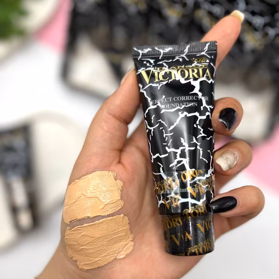 کرم پودر تیوپی ویکتوریا 
کیفیت عالی
شماره بندی 1و2 
