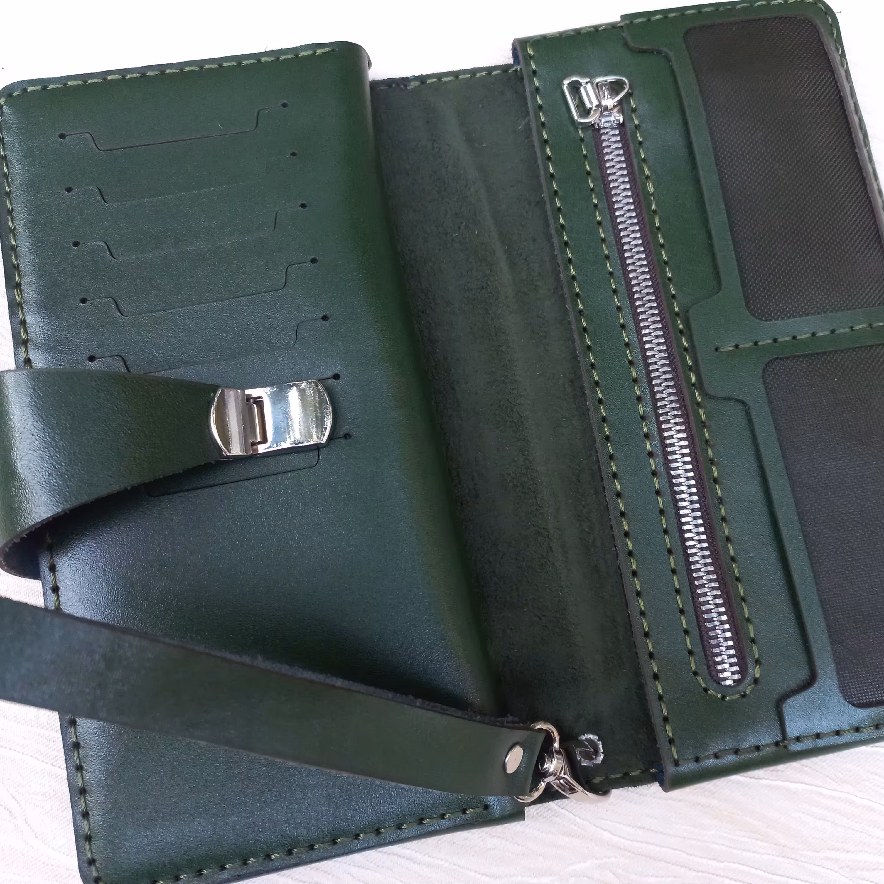 کیف پول،رنگ یشمی ،وسبک