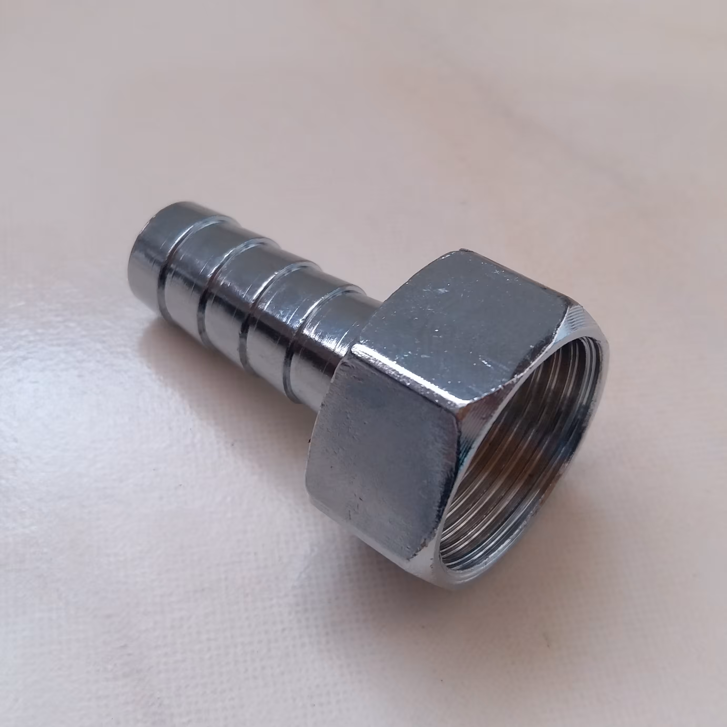 بسته 50عددی سرشلنگی 2.5 توپیچ کروم(داخل دنده) شلنگ خور گازی 2.5