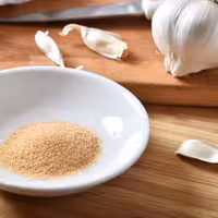 پودر سیر درجه یک همدانی عطر و طعم فوق العاده آسیاب روز  ( کیفیت عالی ) 250 گرم پودرسیر