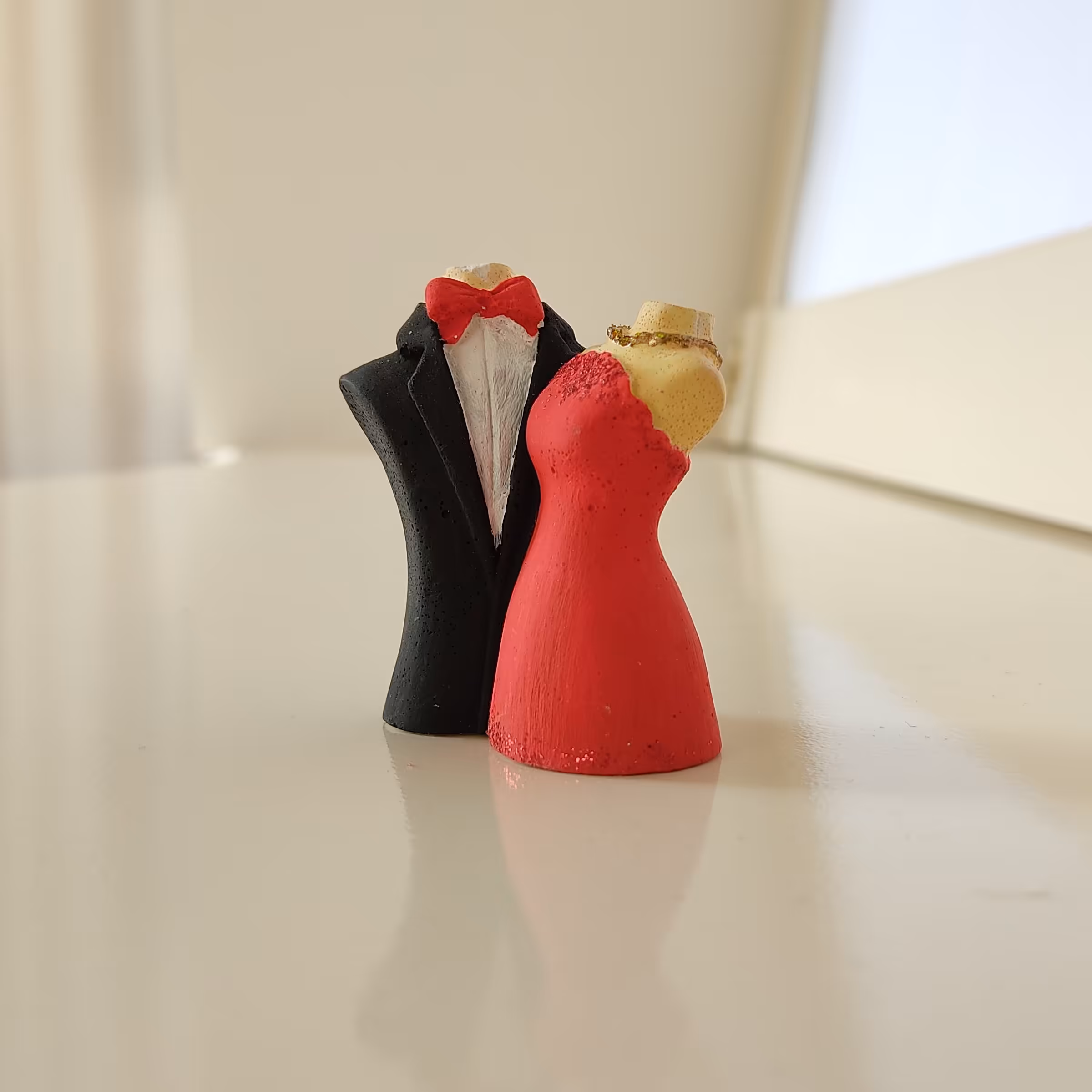 گیفت عروس و داماد
جنس:پودرسنگ ترک
سایز:5_6cm
در رنگ دلخواه قابل سفارش میباشد