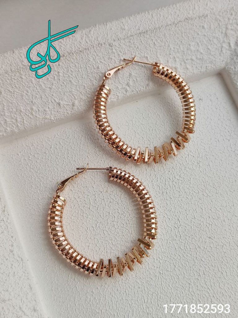 خرید گوشواره حلقه ای زنانه طلایی طرح دار جدید مارک ژوپینگ رنگ ثابت ضد حساسیت آبکاری شده کیفیت عالی کد 1616250 - ردگل