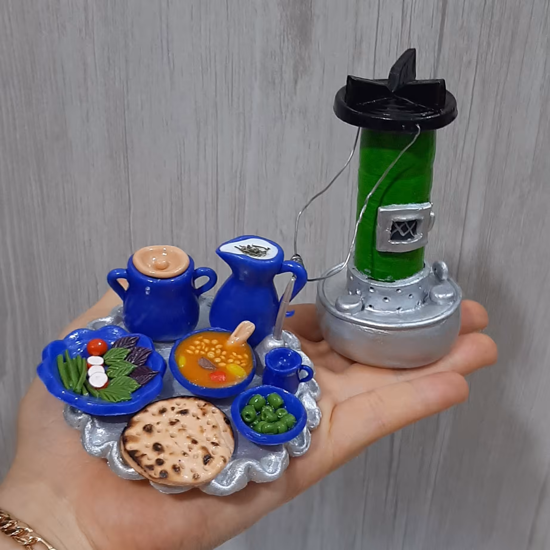 چراغ به همراه سینی دیزی