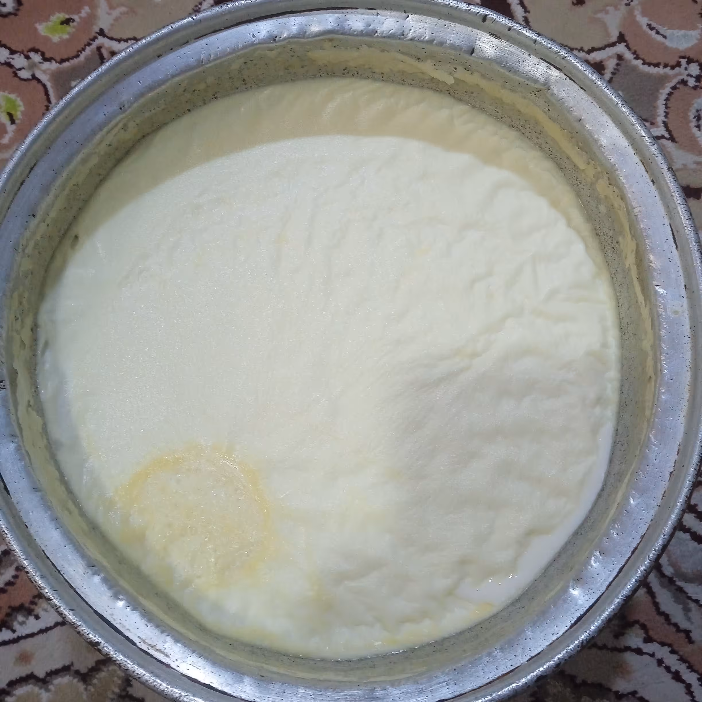 شیر بز تازه ( ارسال روز مستقیم از دام دار) یک کیلو 79تومان(قبل از سفارش حتما هماهنگ شود)