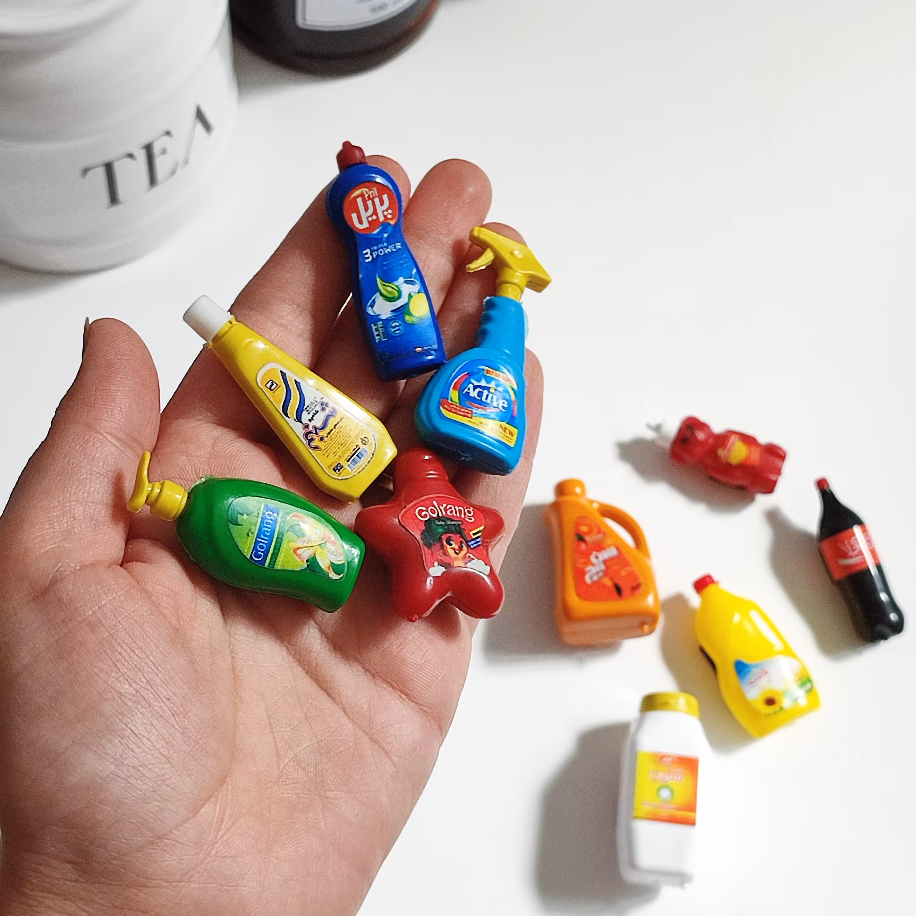 مگنت مینیاتوری و فانتزی پلاستیکی