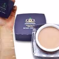 کرم مت موس دیورجنت رنگ 504 
Divergent Foundation Matt Mouse Cream

 مواد کره ای
