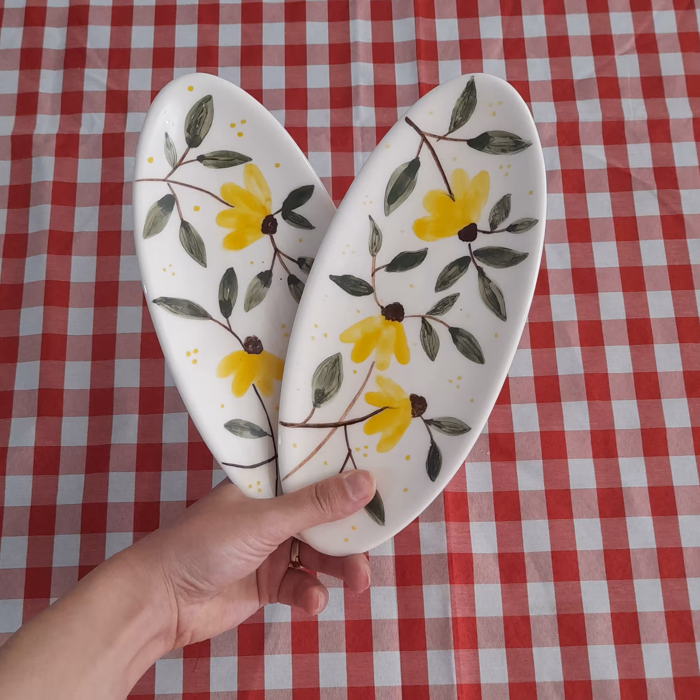 رولت خوری بیضی  سرامیکی دستساز 